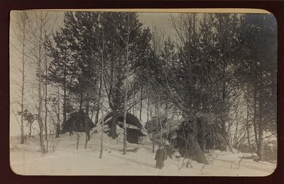 第一次世界大战：1914-1916 年德国军队入侵期间的“乌克兰”。 有雪的风景（黑白照片） 作者 英雄公墓Dsessentniki（At ..至）