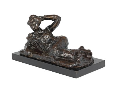 身着睡衣的裸体卧像，构思于 1906 年，铸造于 1951 年（青铜，带棕色铜绿）。 作者 亨利·马蒂斯