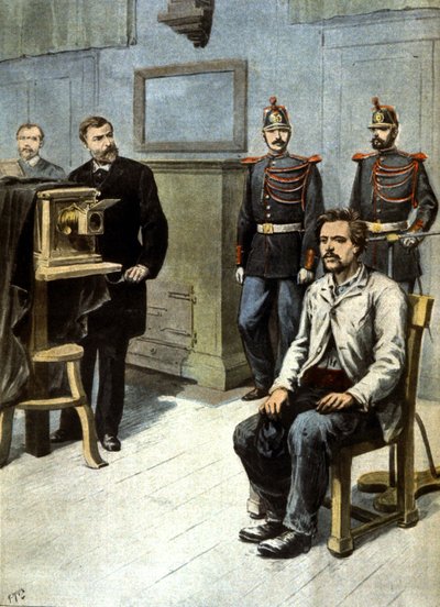 人体测量摄影的开端，c.1895（插图） 作者 亨利·迈耶（Henri Meyer）