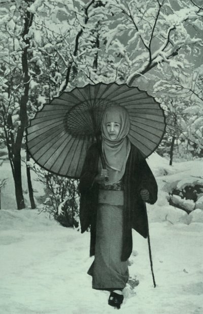 1910年12月在日本。 作者 赫伯特·庞廷