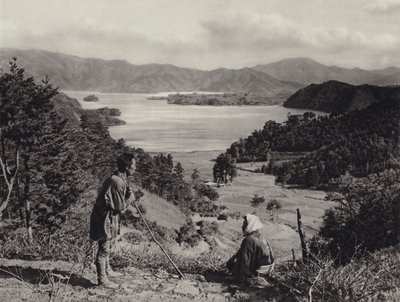 20世纪20年代的日本。河口湖（黑白照片 作者 赫伯特·庞廷