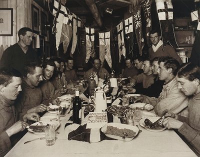 6月22日，仲冬日晚餐 作者 赫伯特·庞廷
