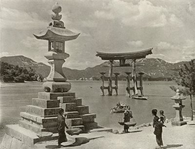 宫岛，1910年。 作者 赫伯特·庞廷
