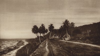 墨西哥：坎佩切，Calle por Lerma（黑白照片） 作者 雨果·布雷默