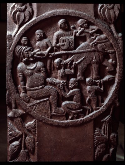 佛教：“猴子抓住一头大象，拖着它拔出巨人的牙齿）detail du stupa de Bharhut (Barhut, Barouth) 黑色石头的浅浮雕，公元前 2 世纪（公元前 2 世纪）——加尔各答，印度博物馆 作者 印度学校