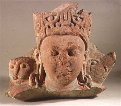 Vaikuntha Vishnu头像，马图拉，北方邦（红砂岩）。 作者 印度学校