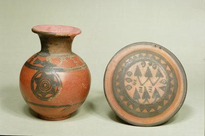 兵马俑锅和盖子，来自Harappa公墓H，印度河谷，公元前1500年 - 公元前1200年（兵马俑） 作者 印度学校