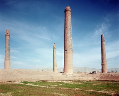 侯赛因Baiqara Madrasa的尖塔 作者 伊斯兰学校