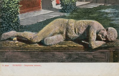 冻结的人在庞贝城的博物馆。明信片于1913年寄出。 作者 意大利摄影师