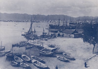 意大利。巴勒莫，港口和城市全景（黑白照片）。 作者 意大利摄影师