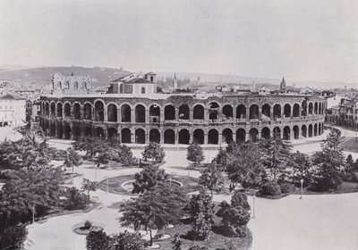 Italy: Verona, the Roman arena (b/w photo) 作者 意大利摄影师