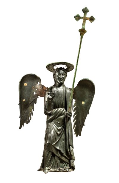St. Gabriel Archangel 手持游行十字架，十二世纪青铜雕像，1369 年十字架 作者 意大利学校