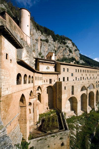 View of the Monastery of St. Benedetto (Sacro Speco) built from the 12th century, Subiaco (Rome), Italy 作者 意大利学校