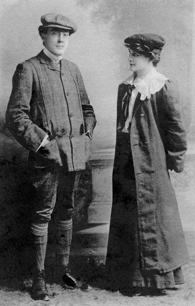 Mabel Hackney和Laurence Irving，1907年。 作者 J.Beagles and Co.