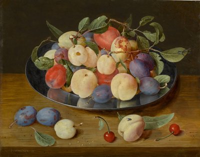 李子和桃子的静物画，李子、桃子和樱桃都放在锡盘上，都放在桌子上 作者 雅各布·范·赫尔斯东克