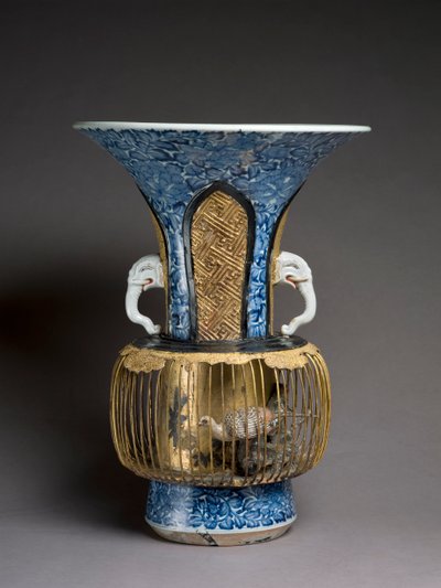 鸟笼花瓶，约 1720 年（混合媒体） 作者 日本学校