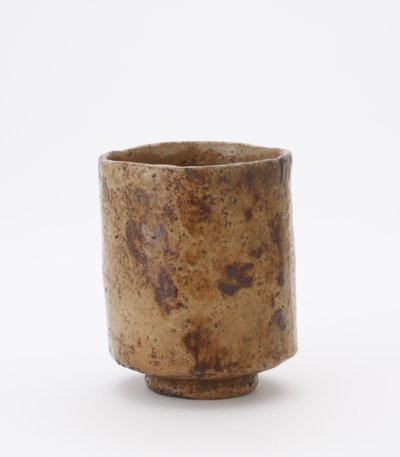 带铭文的圆柱茶碗，未知的乐府作坊，茶碗（tsu茶碗） 作者 日本学校
