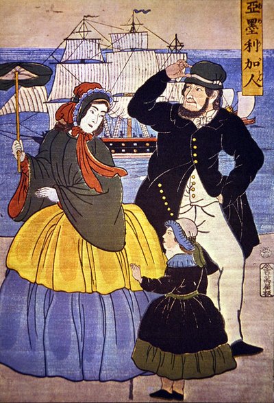 日本艺术家于1861年绘制的横滨港前的欧洲家庭。 作者 日本学校