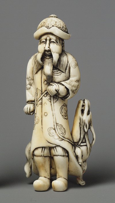 葡萄牙人与麒麟，19世纪初（象牙）。 作者 日本学校