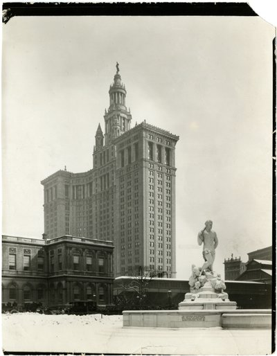 美国纽约市政厅和市政厅，约1914-25（明胶银照片 作者 杰西·塔伯·比尔斯（Jessie Tarbox Beals）