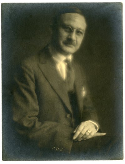 希尔-托勒顿，约1905-20（明胶银照片 作者 杰西·塔伯·比尔斯（Jessie Tarbox Beals）