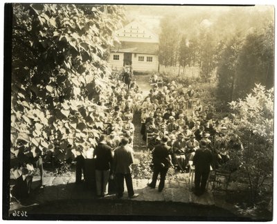 John W. Mitchell 作者 杰西·塔伯·比尔斯（Jessie Tarbox Beals）