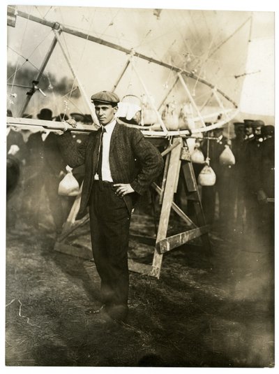 圣路易斯的男孩的帽子 作者 杰西·塔伯·比尔斯（Jessie Tarbox Beals）