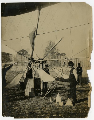 "流星号 "飞艇 作者 杰西·塔伯·比尔斯（Jessie Tarbox Beals）