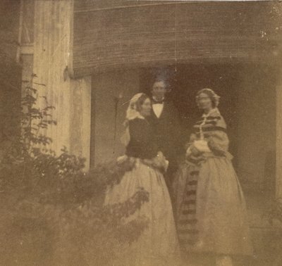 [坎宁伯爵夫人与客人，阿拉哈巴德政府大楼]，1858年。 作者 约翰·康斯坦丁·斯坦利