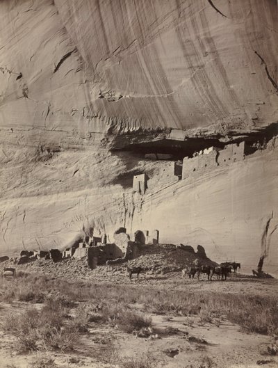 克里夫住宅遗址，亚利桑那州卡尼翁德切利，c。 1879-1881。 作者 约翰·希勒斯