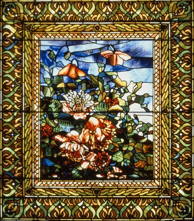 罂粟与绽放，约 1897 年（彩色玻璃） 作者 John La Farge或Lafarge