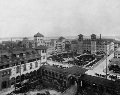 Malo ku Saint Augustine, Florida: Alcazar, de Cordoue, Pont de Leon, c. 1900 (b / w chithunzi) 作者 约翰·劳森·斯托达德