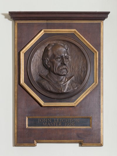 Medal featuring John Leighton 作者 约翰·莱顿