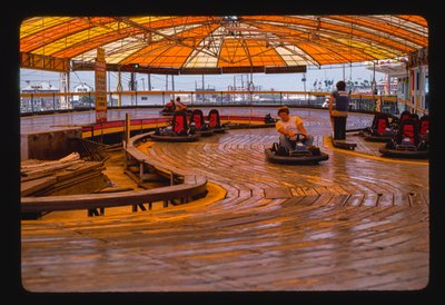 卡丁车，美国新泽西州普莱森特角 作者 约翰·马戈利斯