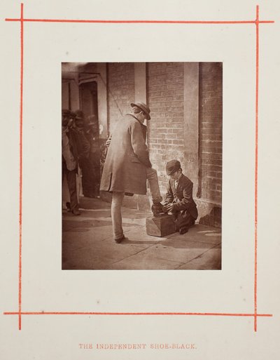 独立鞋黑，1877年。 作者 约翰汤姆森