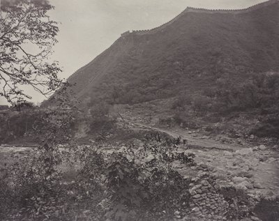 长城的风景，中国，c。 1871年。 作者 约翰汤姆森