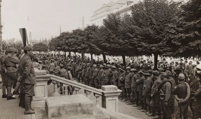 专辑“Meine weltkriegs - Erinnerungen South-West Front (Carinthia, Italien, South Tyrol) (My world war - memory of the South-Western Front in Carinthia, Italy, Trentino-Alto Adige) 31/03/1915-12/11/ 1918 年 - Josef Zohles Wien “：有许多囚犯的士兵 作者 约瑟夫·佐尔斯（Josef Zohles）