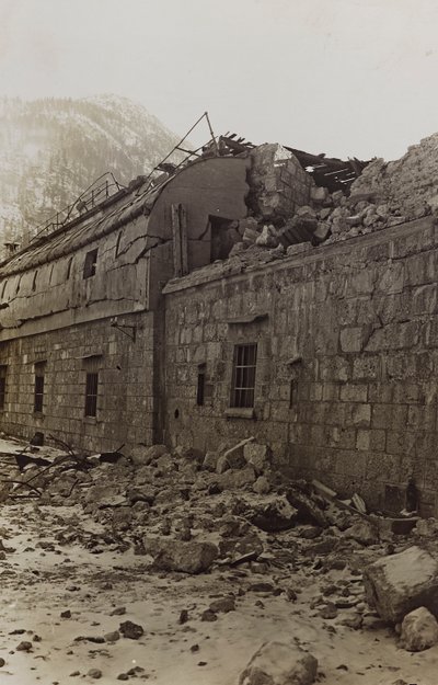 专辑“Meine weltkriegs - Erinnerungen South-West Front (Carinthia, Italien, South Tyrol) (My world war - memory of the South-Western Front in Carinthia, Italy, Trentino-Alto Adige) 31/03/1915-12/11/ 1918 年 - Josef Zohles Wien “：工厂的废墟（黑白 ph 作者 约瑟夫·佐尔斯（Josef Zohles）