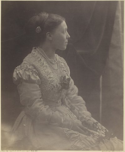 安妮-萨克雷-里奇，1870年5月。 作者 朱莉娅·玛格丽特·卡梅伦