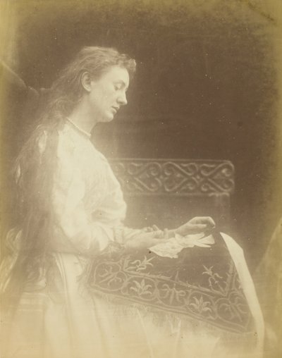 伊莱恩，约1874年。 作者 朱莉娅·玛格丽特·卡梅伦