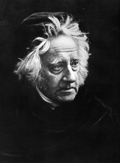 约翰·弗雷德里克·威廉·赫歇尔爵士，1867年（蛋白印刷品） 作者 Julia Margaret Cameron