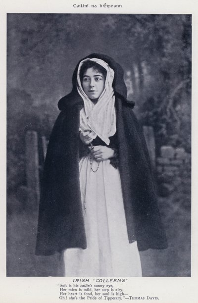 Irish "Colleens" (b/w photo) 作者 卡尔·卡洛维奇·皮拉茨基