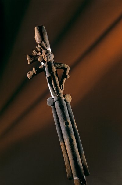 陶笛，危地马拉阿瓜特卡（玛雅首都，公元 700-800 年）贵族宅邸出土文物，2006 年（照片）。 作者 肯尼思·加勒特