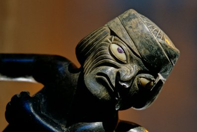 Huaca Dos Cabezas-Jecetepeque; Moche; 墓葬，附在陶瓶上的男性雕像 作者 肯尼思·加勒特
