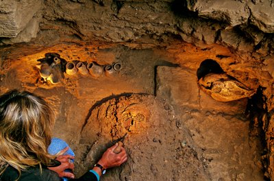 Moche; Burials; Huaca Dos Cabezas-Jecetepeque,Alana Cordy-Collins,Mummy 作者 肯尼思·加勒特