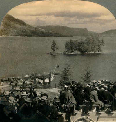 穿越苏格兰Trossachs的迷人国家，1902年。 作者 Keystone View公司