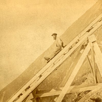 华盛顿山铁路的海岸线》，约1900年。 作者 基尔本兄弟