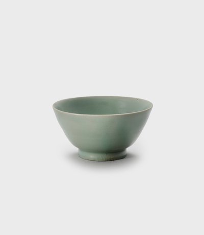 青瓷碗 作者 韩国学校