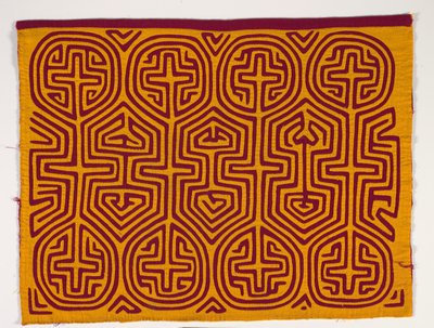 衬衫镶片（mola），c.1950（贴花棉） 作者 库纳印第安文化