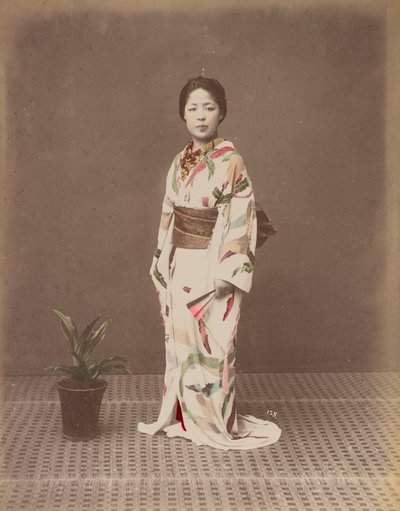 [抱着盆栽的女人] 作者 日下金兵卫